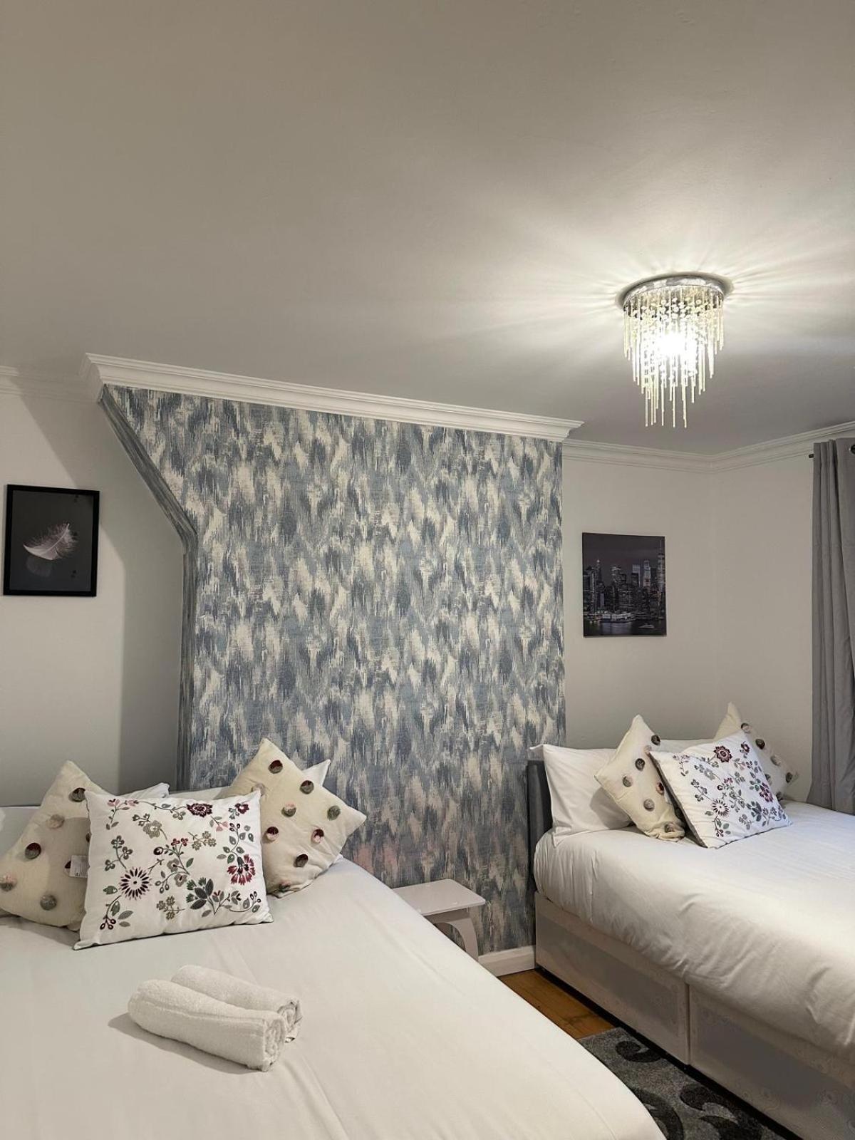 Budget Grey House Londres Extérieur photo